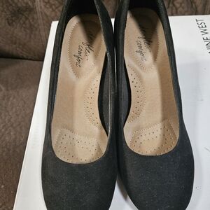 dexflex comfort Black Suede Hidden Wedge Pumps with Cushioned Insole